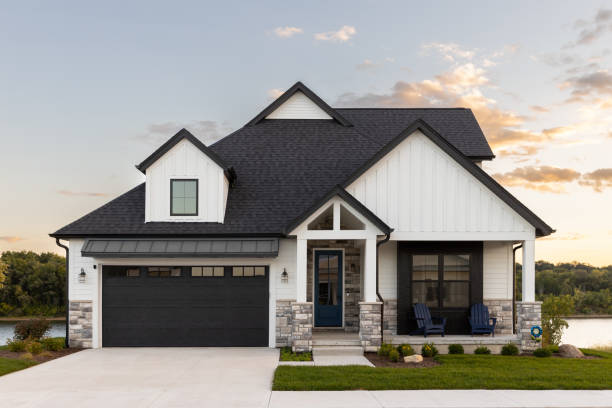 Best Emergency Roof Repair Services  in Schler Park, IL